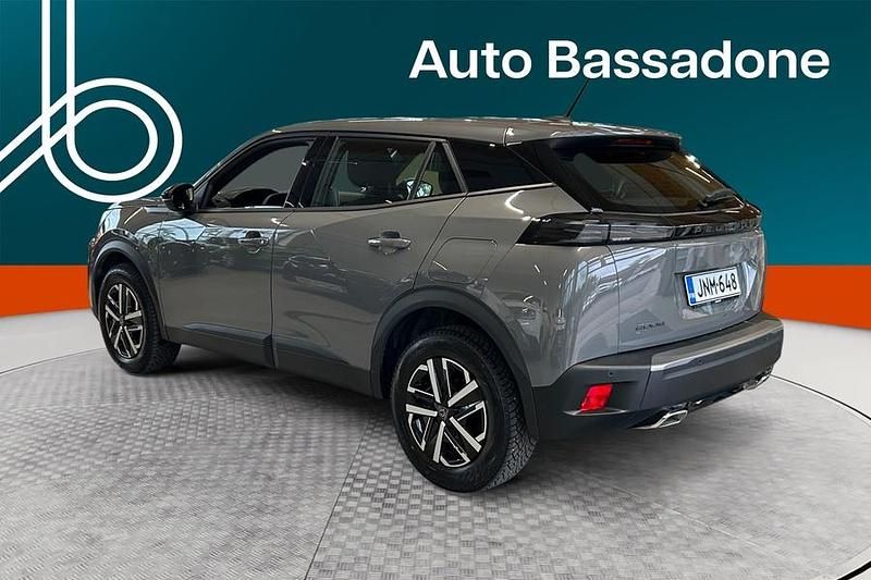 Käytetty Peugeot 2008 Active 131 HP (96 kW) 2024 Katumaasturi