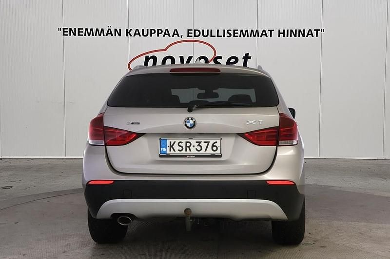 Käytetty BMW X1 204 HP (150 kW) 2011 Hopea Katumaasturi