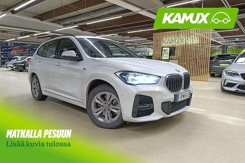 Valkoinen Käytetty 2022 BMW X1 M Sport Katumaasturi | 30 900 € (Perustarjous) - Kuva 1/3
