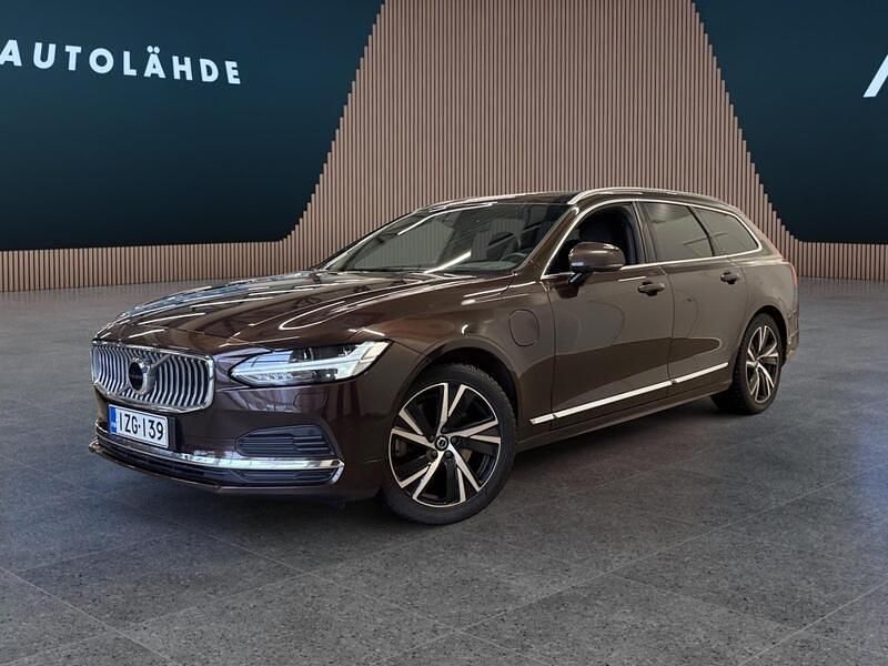 Käytetty Volvo V90 Business Edition 350 HP (257 kW) 2021 Farmari