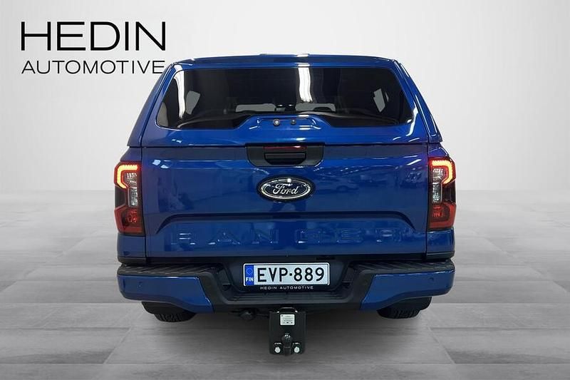 Käytetty Ford Ranger XLT 188 HP (138 kW) 2025 Sininen Nouto