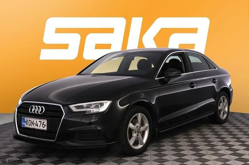 Käytetty Audi A3 Business 116 HP (85 kW) 2018 Sedan