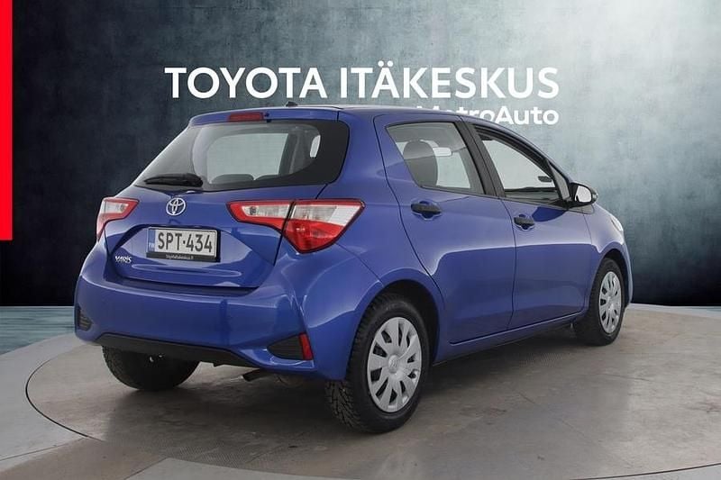 Käytetty Toyota Yaris Life 72 HP (52 kW) 2020 Sininen Viistoperä
