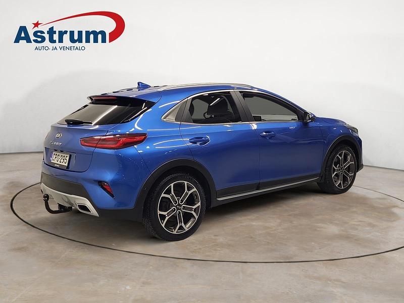 Käytetty Kia XCeed Premium 160 HP (117 kW) 2021 Sininen Katumaasturi