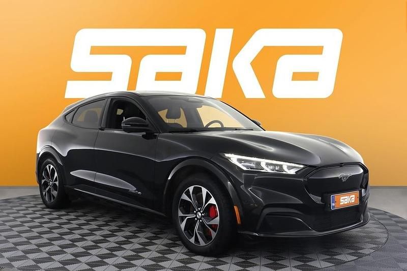 Käytetty Ford Mustang Mach-E Premium 258 kW (351 HP) 2022 Katumaasturi