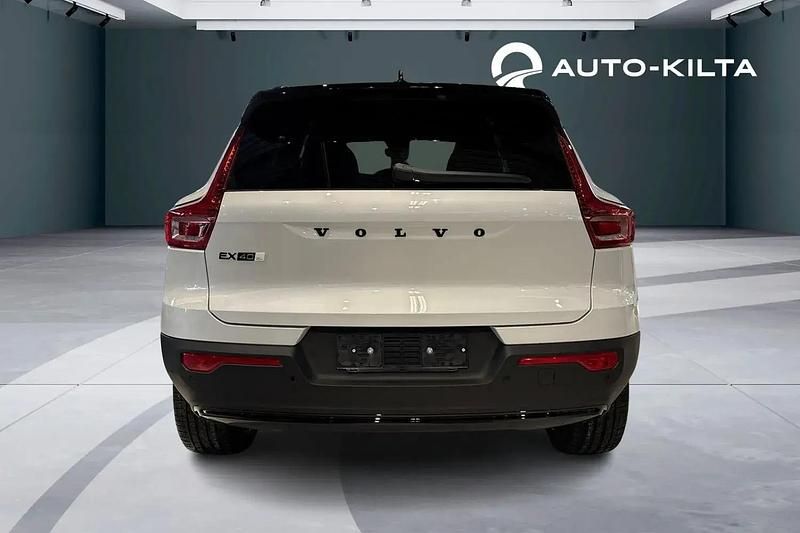 Uusi Volvo EX40 Performance 325 kW (442 HP) 2026 Valkoinen Katumaasturi