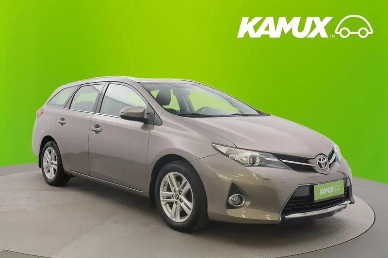 Käytetty 2014 Toyota Auris Touring Sports Active Farmari | 13 790 € (Perustarjous) - Kuva 1/4