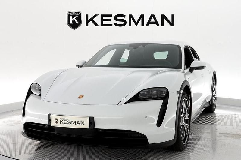 Käytetty 2023 Porsche Taycan Cross Turismo Farmari | 106 940 € - Kuva 1/4