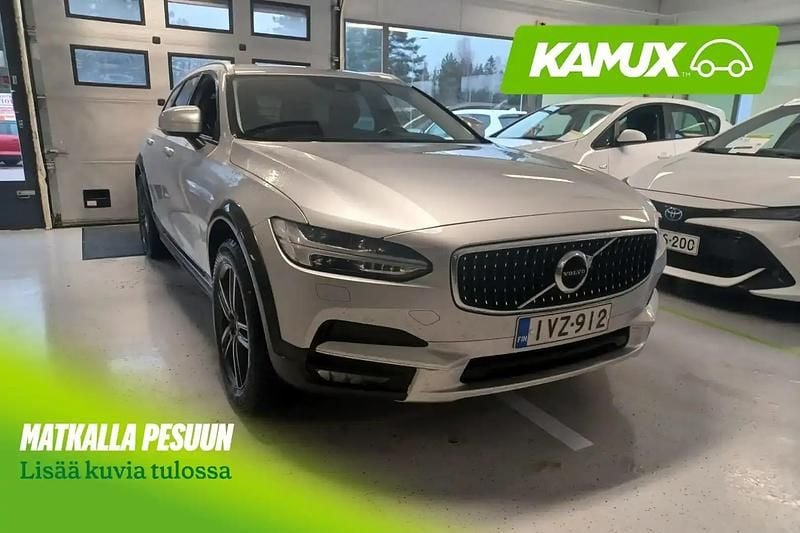 Hopea / harmaa Käytetty 2017 Volvo V90 CC Business Edition Farmari | 21 900 € (Hieman kallis) - Kuva 1/3