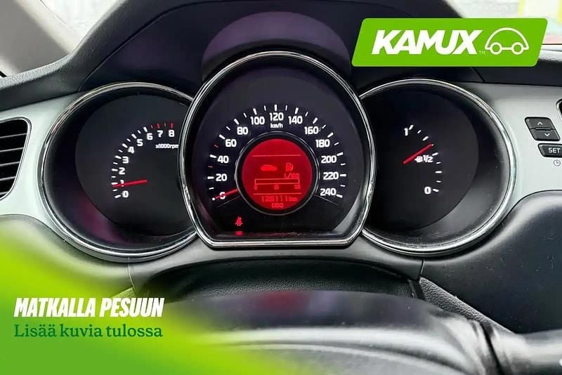Käytetty Kia Ceed EX 135 HP (99 kW) 2012 Musta Viistoperä