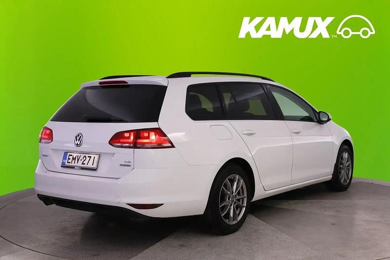 Käytetty VW Golf VII Comfortline 105 HP (77 kW) 2014 Valkoinen Farmari