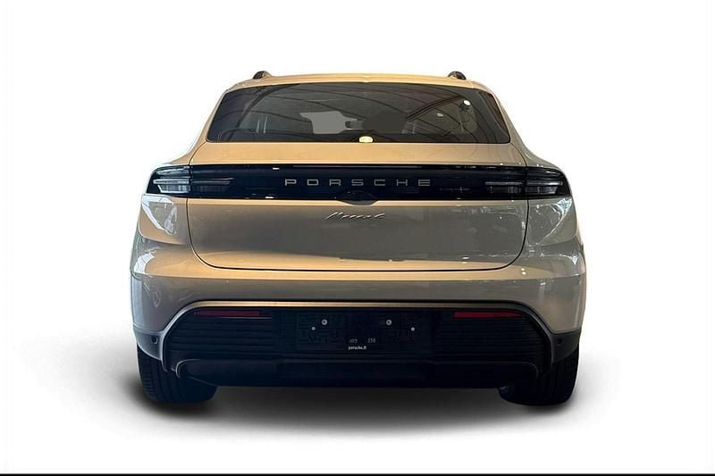 Uusi Porsche Macan 300 kW (408 HP) 2025 Harmaa Katumaasturi