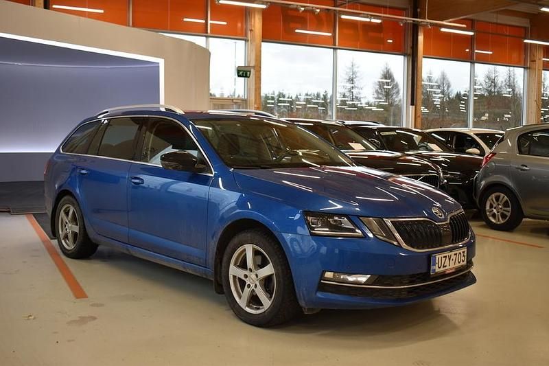 Käytetty 2018 Skoda Octavia Style Farmari | 15 900 € (Perustarjous) - Kuva 1/4