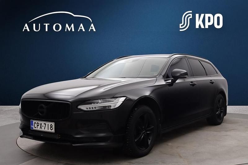 Musta Käytetty 2018 Volvo V90 Momentum Farmari | 21 690 € (Hieman kallis) - Kuva 1/3