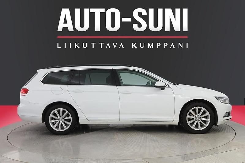 Käytetty VW Passat Comfortline 120 HP (88 kW) 2018 Farmari