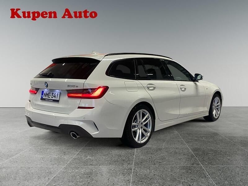 Käytetty BMW 330e M Sport 184 HP (135 kW) 2021 Farmari