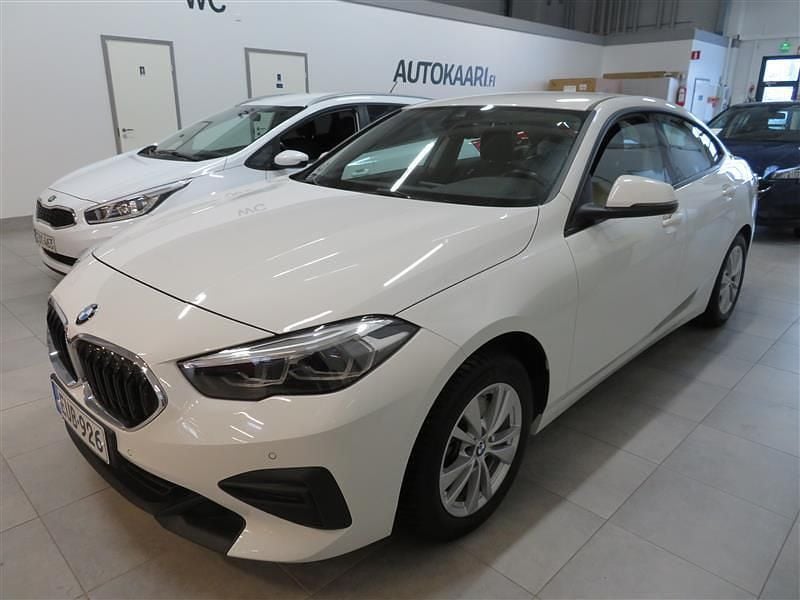 Valkoinen Käytetty 2022 BMW 218 Coupe - kaksiovinen | 22 900 € (Supertarjous) - Kuva 1/4