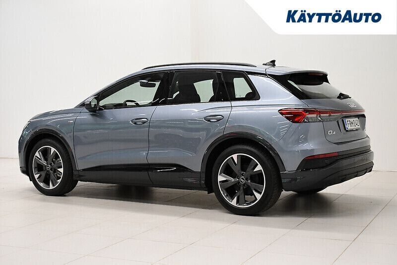 Käytetty Audi Q4 e-tron Comfort 264 kW (360 HP) 2023 Geysirsininen, meta Katumaasturi