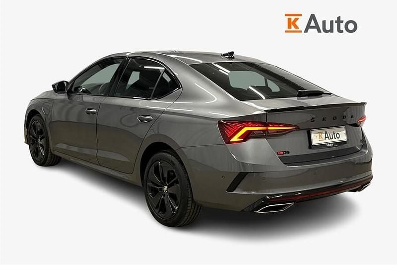 Käytetty Skoda Octavia RS 150 HP (110 kW) 2024 Sedan