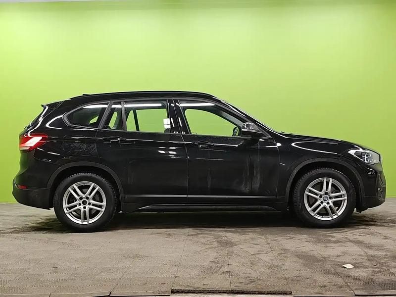 Käytetty BMW X1 125 HP (91 kW) 2021 Musta Katumaasturi