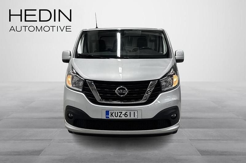 Käytetty Nissan NV300 Comfort 170 HP (125 kW) 2021 Harmaa Van