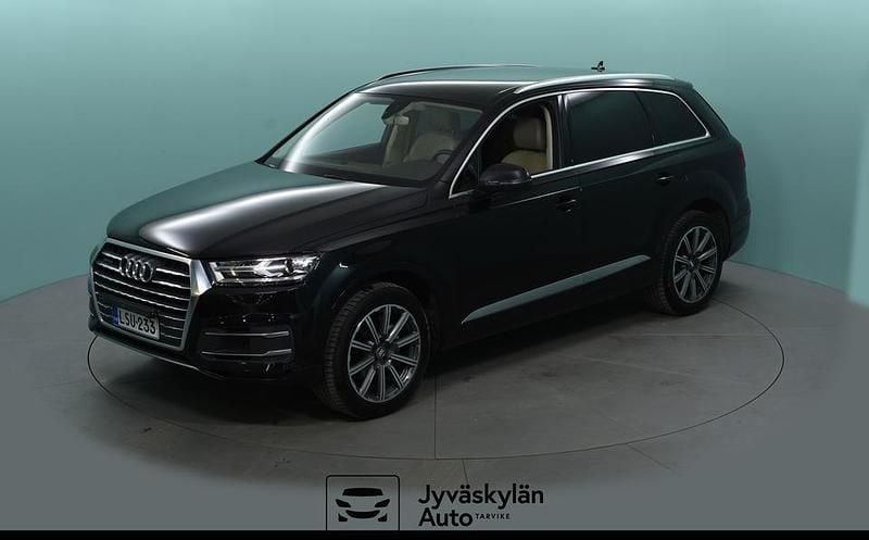 Musta Käytetty 2015 Audi Q7 Sport Katumaasturi | 27 900 € (Perustarjous) - Kuva 1/4