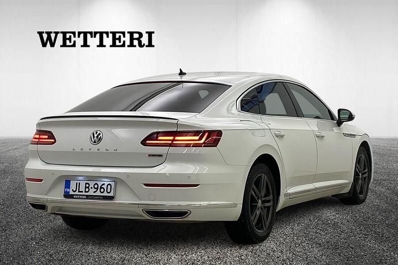 Käytetty VW Arteon Edition 190 HP (139 kW) 2018 Valkoinen Viistoperä
