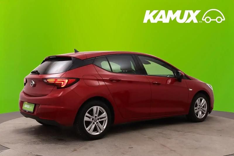 Käytetty Opel Astra Executive 146 HP (107 kW) 2020 Punainen Sedan
