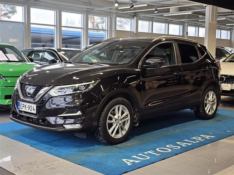 Käytetty Nissan Qashqai 360º 116 HP (85 kW) 2018 Musta Katumaasturi