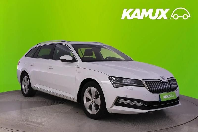 Valkoinen Käytetty 2020 Skoda Superb LAURIN & KLEMENT Farmari | 20 840 € (Perustarjous) - Kuva 1/4