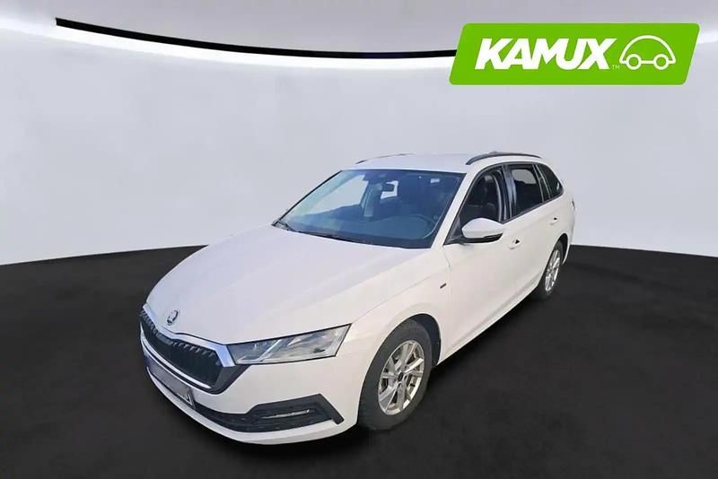 Käytetty Skoda Octavia Tour 116 HP (85 kW) 2022 Valkoinen Farmari