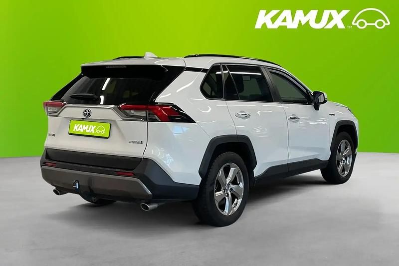 Käytetty Toyota RAV4 Hybrid Executive 222 HP (163 kW) 2019 Valkoinen Katumaasturi