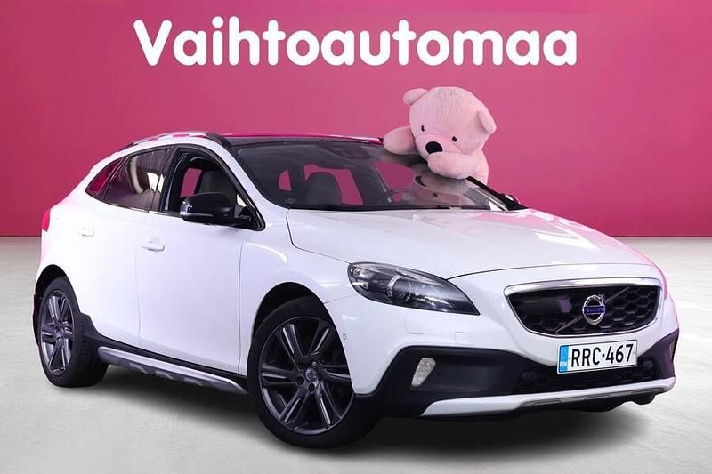 Käytetty 2013 Volvo V40 Summum Viistoperä | 21 990 € - Kuva 1/3