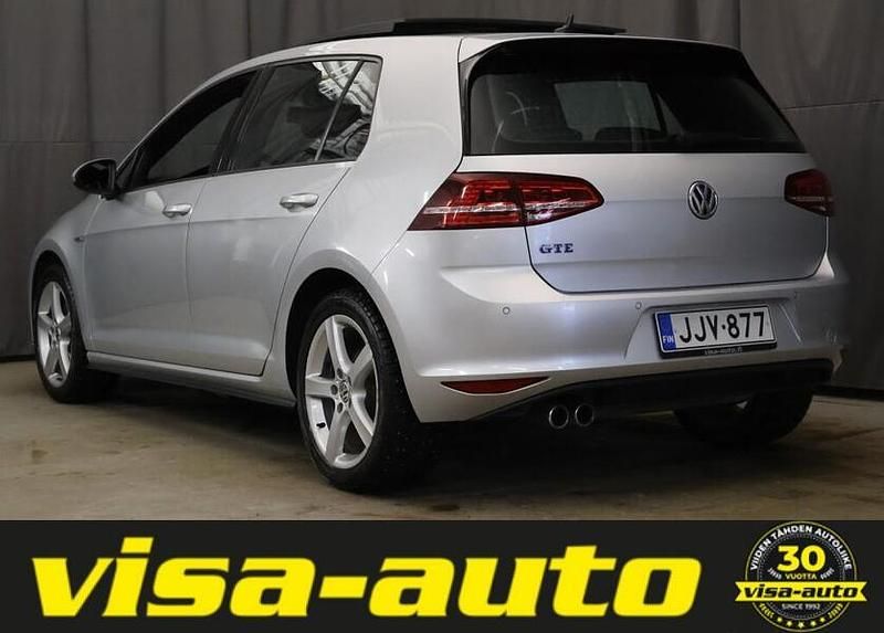 Käytetty VW Golf VII GTE 204 HP (150 kW) 2016 Hopea Viistoperä