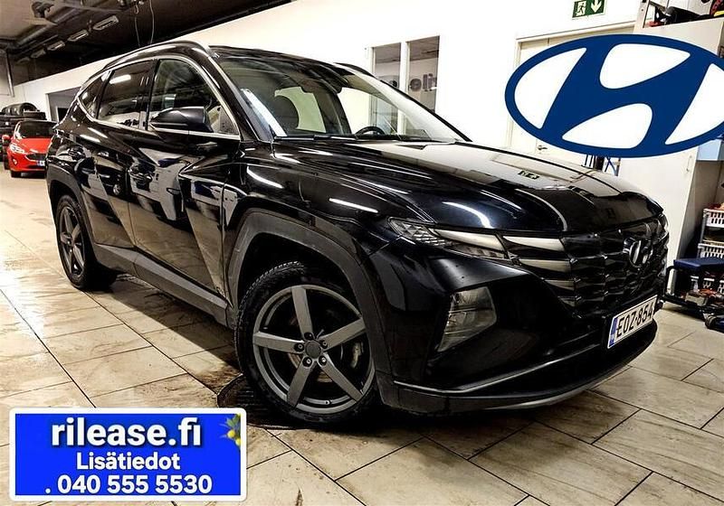 Käytetty Hyundai Tucson Premium 265 HP (194 kW) 2022 Musta Katumaasturi