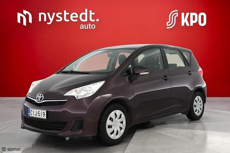 Violetti Käytetty 2011 Toyota Verso-S Multidrive S Tila-auto | 10 500 € (Perustarjous) - Kuva 1/3