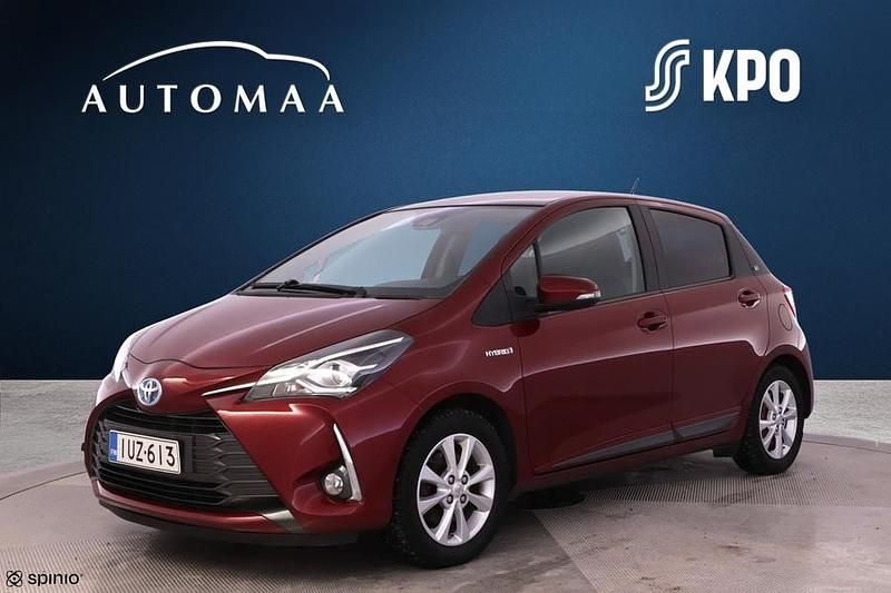 Käytetty Toyota Yaris Hybrid Edition 73 HP (53 kW) 2020 Punainen Viistoperä