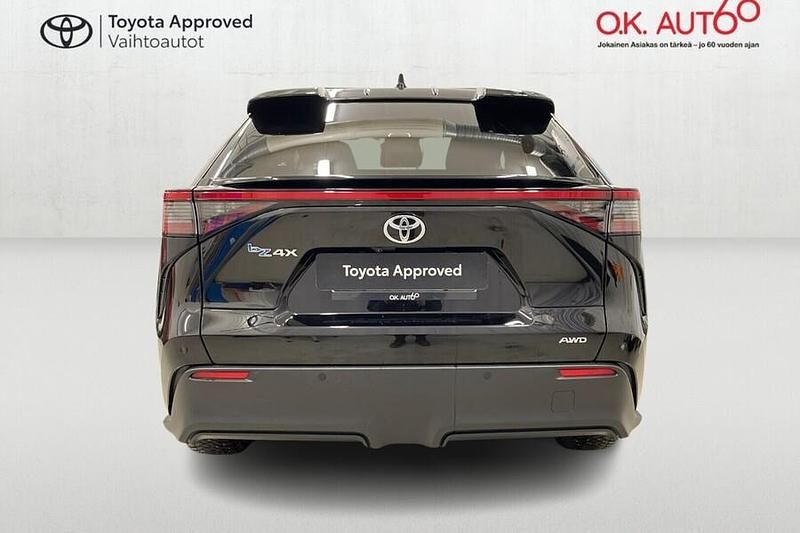 Käytetty Toyota bZ4X Edition 50 kW (69 HP) 2024 Katumaasturi
