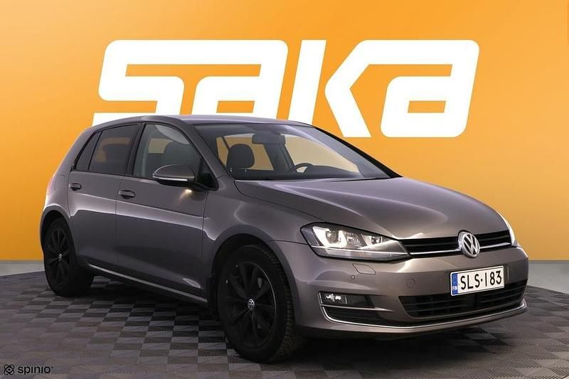 Käytetty 2015 VW Golf VII Highline Viistoperä | 12 800 € (Perustarjous) - Kuva 1/3