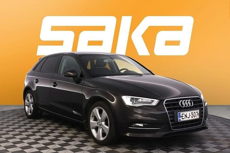 Käytetty Audi A3 Sportback Business 125 HP (91 kW) 2015 Viistoperä