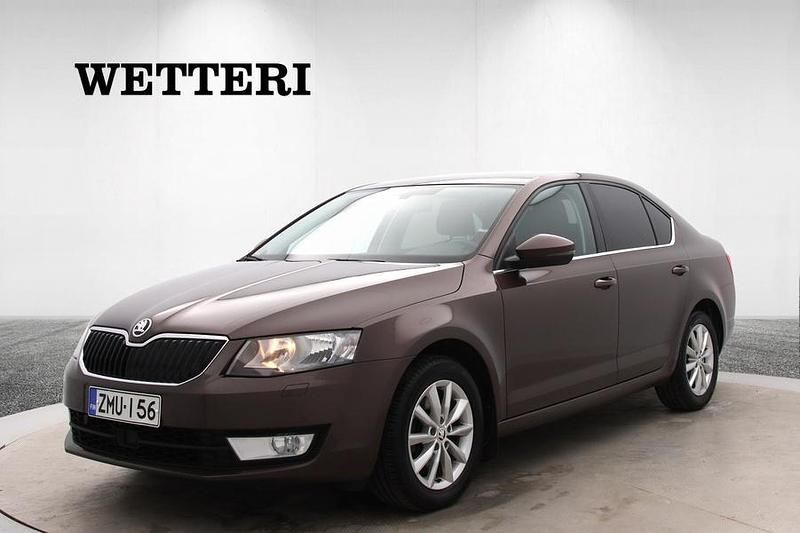 Ruskea Käytetty 2016 Skoda Octavia Ambition Viistoperä | 11 490 € (Hyvä tarjous) - Kuva 1/4