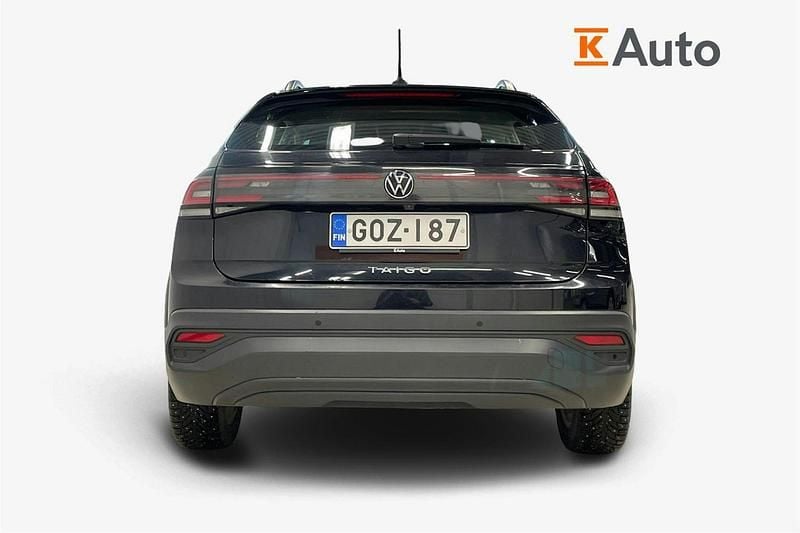 Käytetty VW Taigo Business 110 HP (80 kW) 2022 Musta Katumaasturi