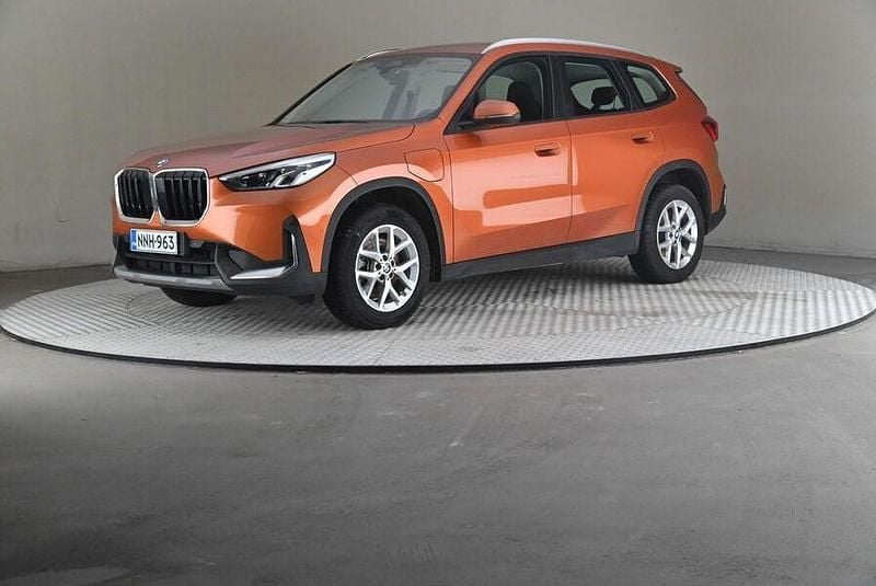 Käytetty BMW X1 245 HP (180 kW) 2023 Katumaasturi