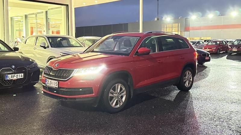 Punainen Käytetty 2017 Skoda Kodiaq Ambition Katumaasturi | 19 900 € (Perustarjous) - Kuva 1/3