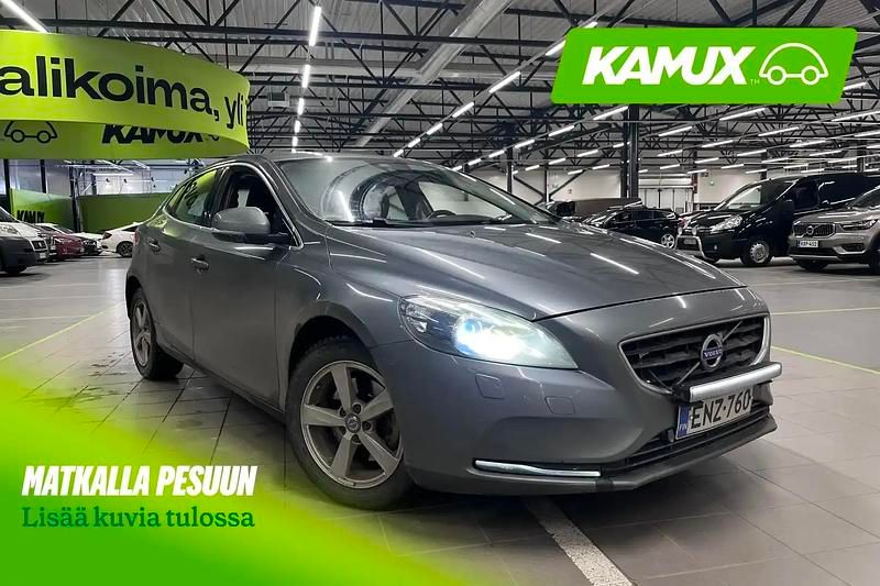 Käytetty Volvo V40 Business Edition 155 HP (114 kW) 2014 Harmaa Farmari