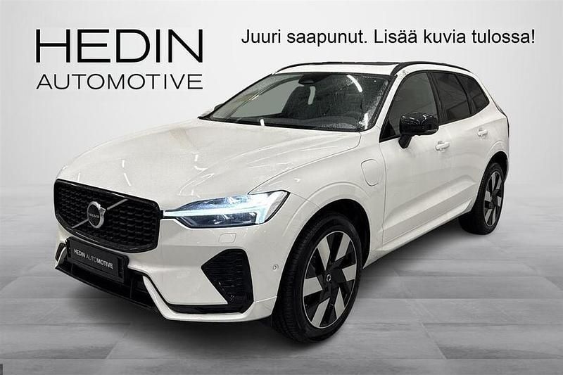 Käytetty 2025 Volvo XC60 Plus Katumaasturi | 54 990 € (Hieman kallis) - Kuva 1/4