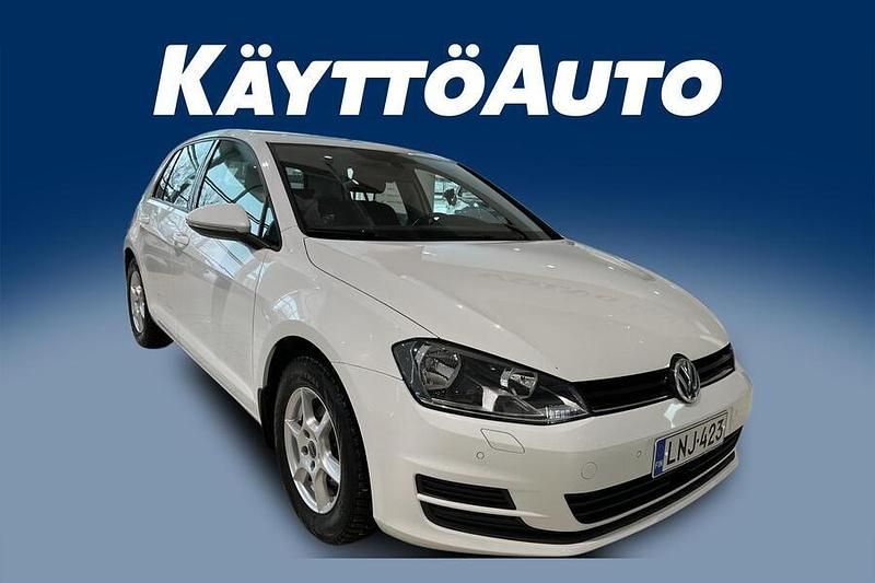 Käytetty VW Golf VII Comfortline 110 HP (80 kW) 2016 Met. valkoinen Viistoperä