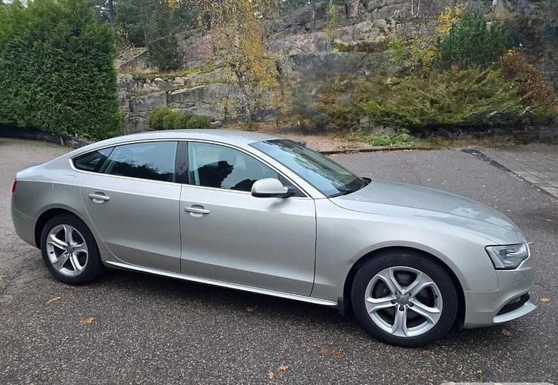 Hopea Käytetty 2012 Audi A5 Sportback Business Viistoperä | 13 880 € (Hyvä tarjous) - Kuva 1/2