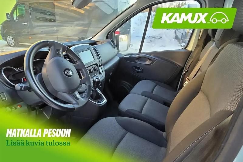 Käytetty Renault Trafic 145 HP (106 kW) 2021 Valkoinen Tila-auto