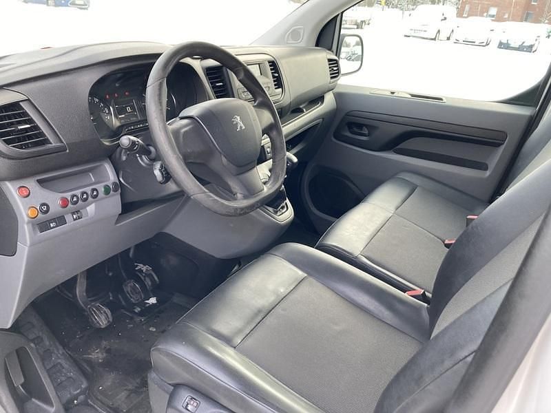 Käytetty Peugeot Expert 122 HP (89 kW) 2019 Valkoinen Van